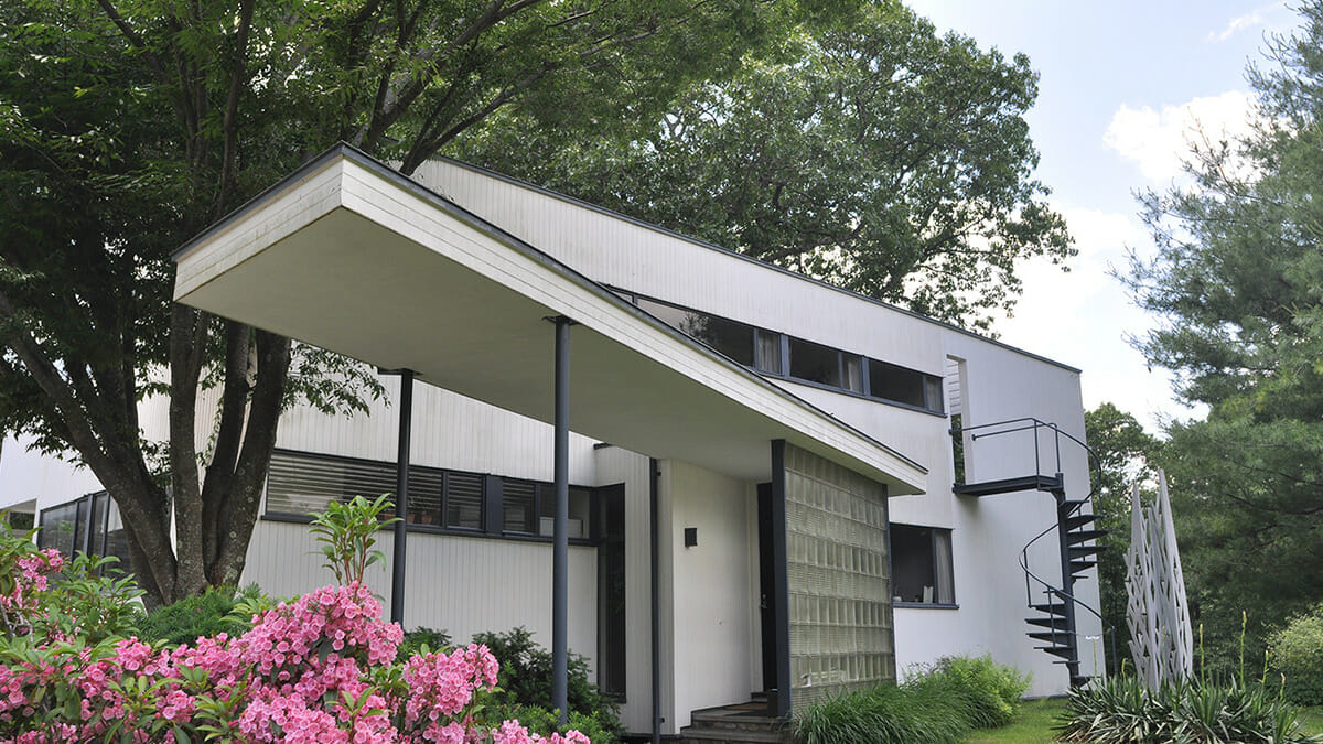 Exterior view of Gropius House, modern architecture home of the Bauhaus style.